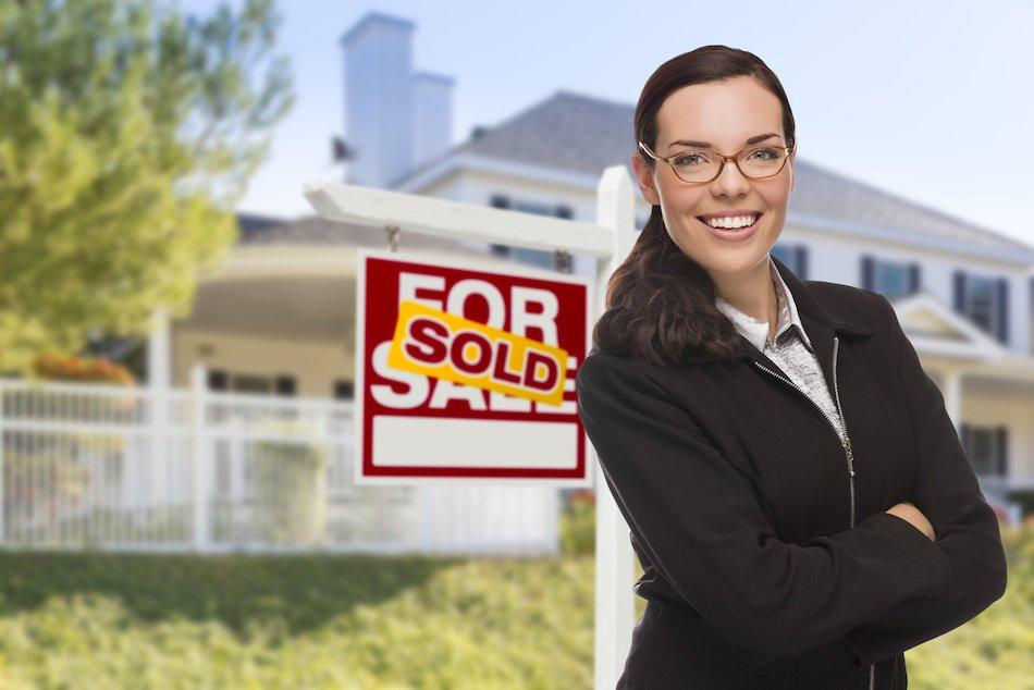 how do real estate agents pick tenants