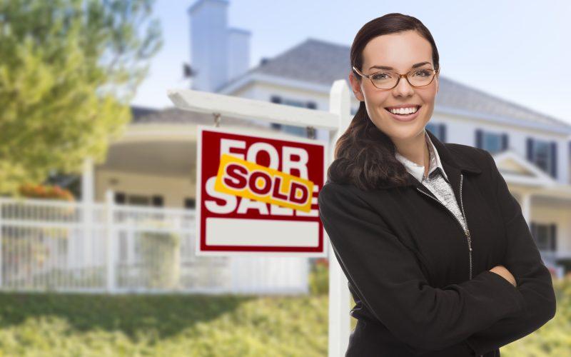 who issues commissions in real estate